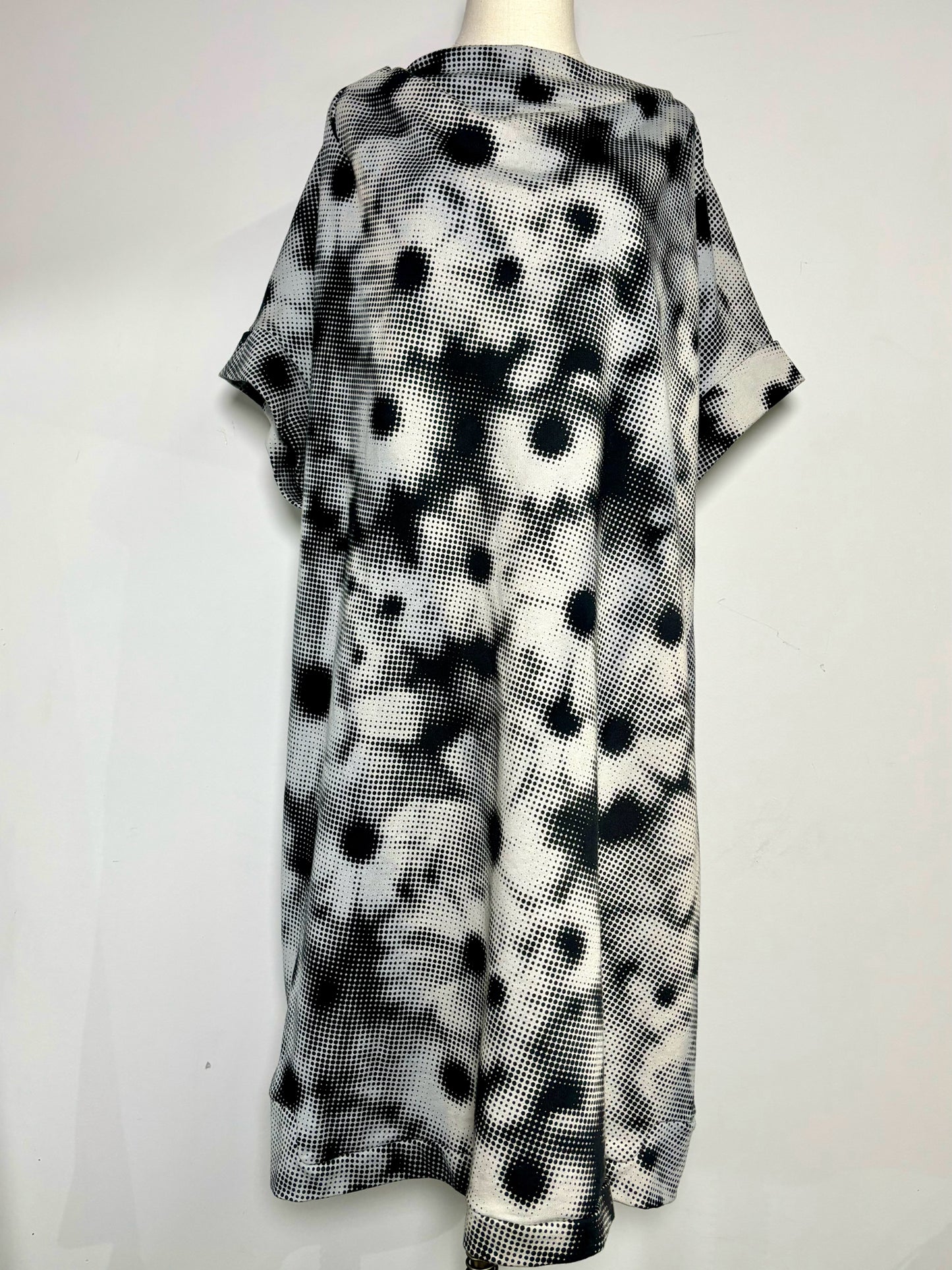 Women Size M Rundholz Gray Print Midi Dress