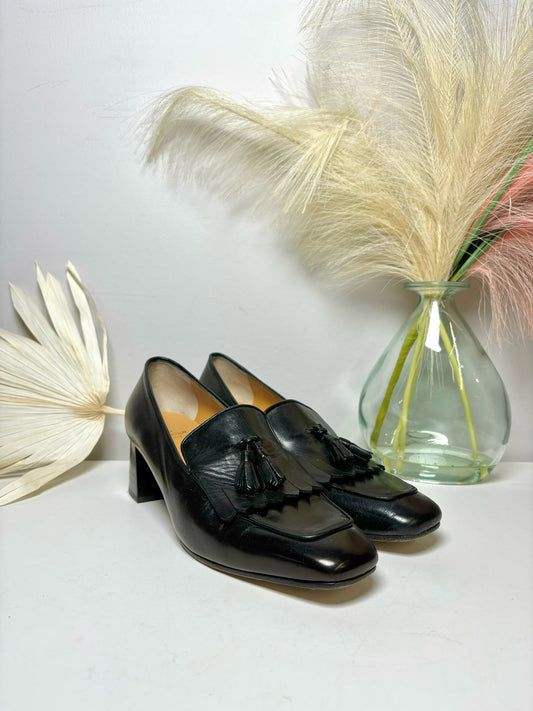 W Shoe Size 8.5 Black Ann Mashburn Black Leather Cowhide Heel Loafers