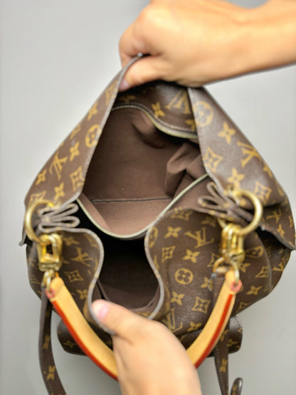 Louis Vuitton Brown Monogram Metis Hobo 2014 Hobo Bag