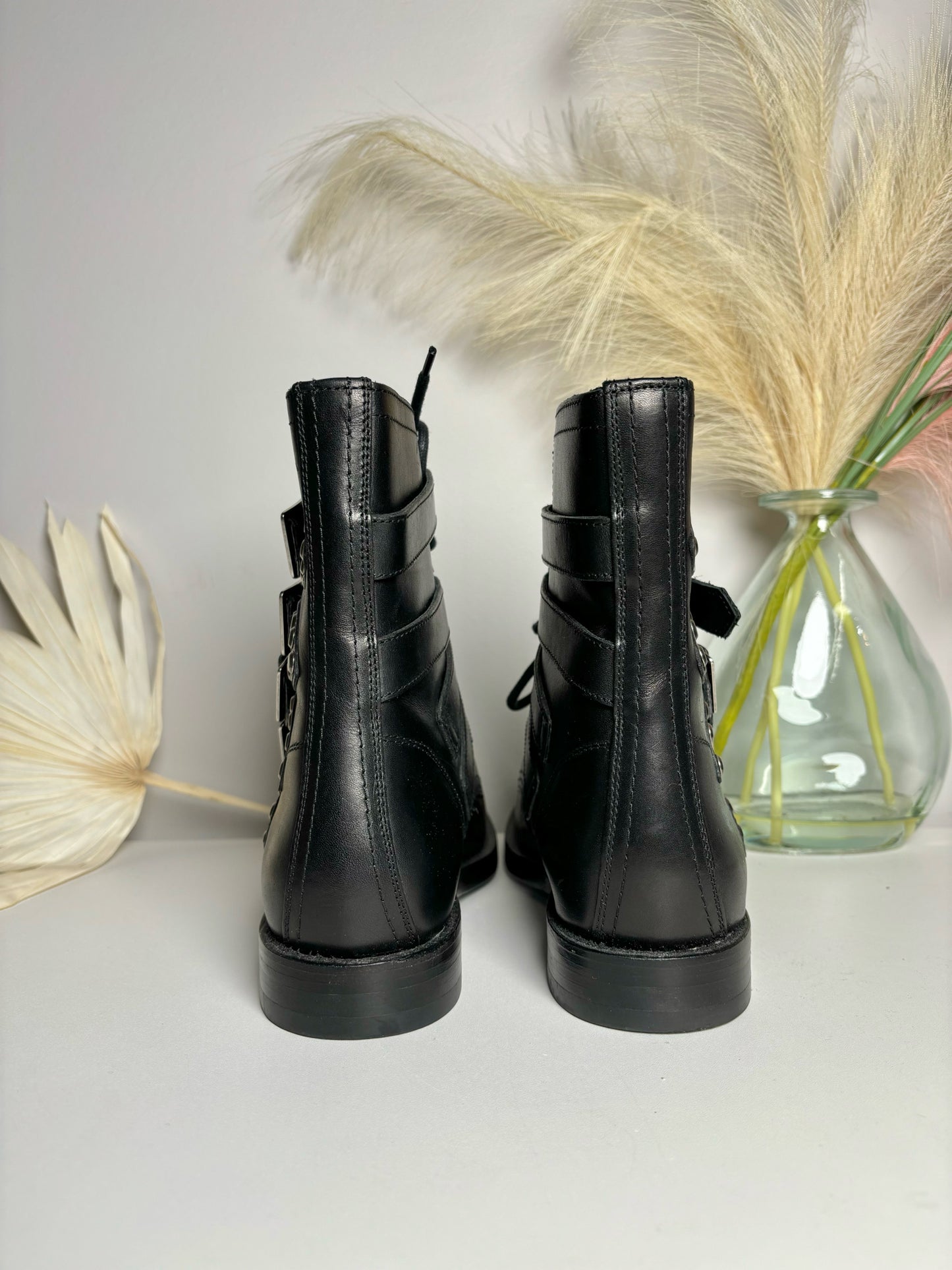 W Shoe Size 36 Saint Laurent Black Leather Boots