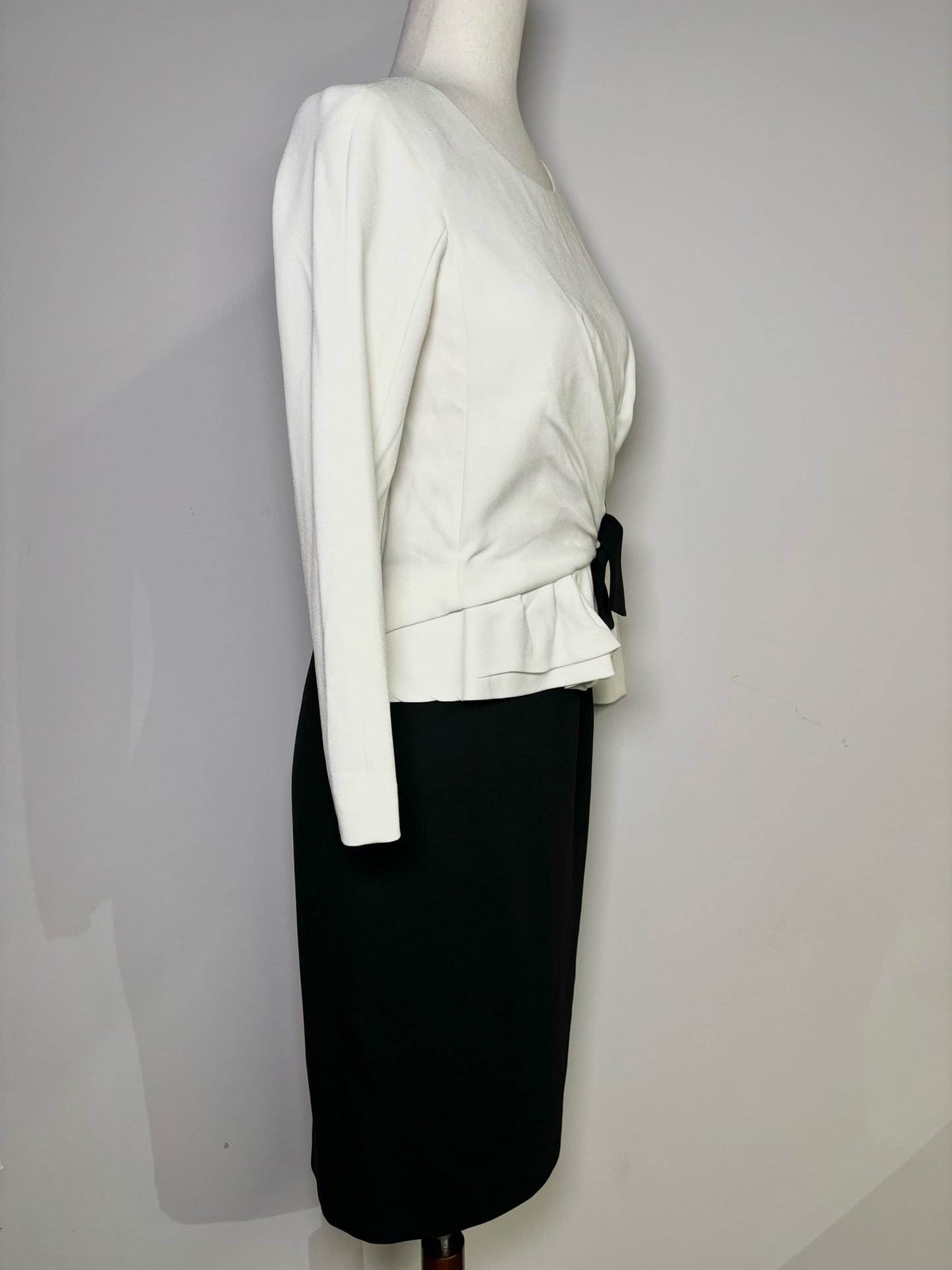 Women Size 36 Paul Ka White Solid Triacetate Dress