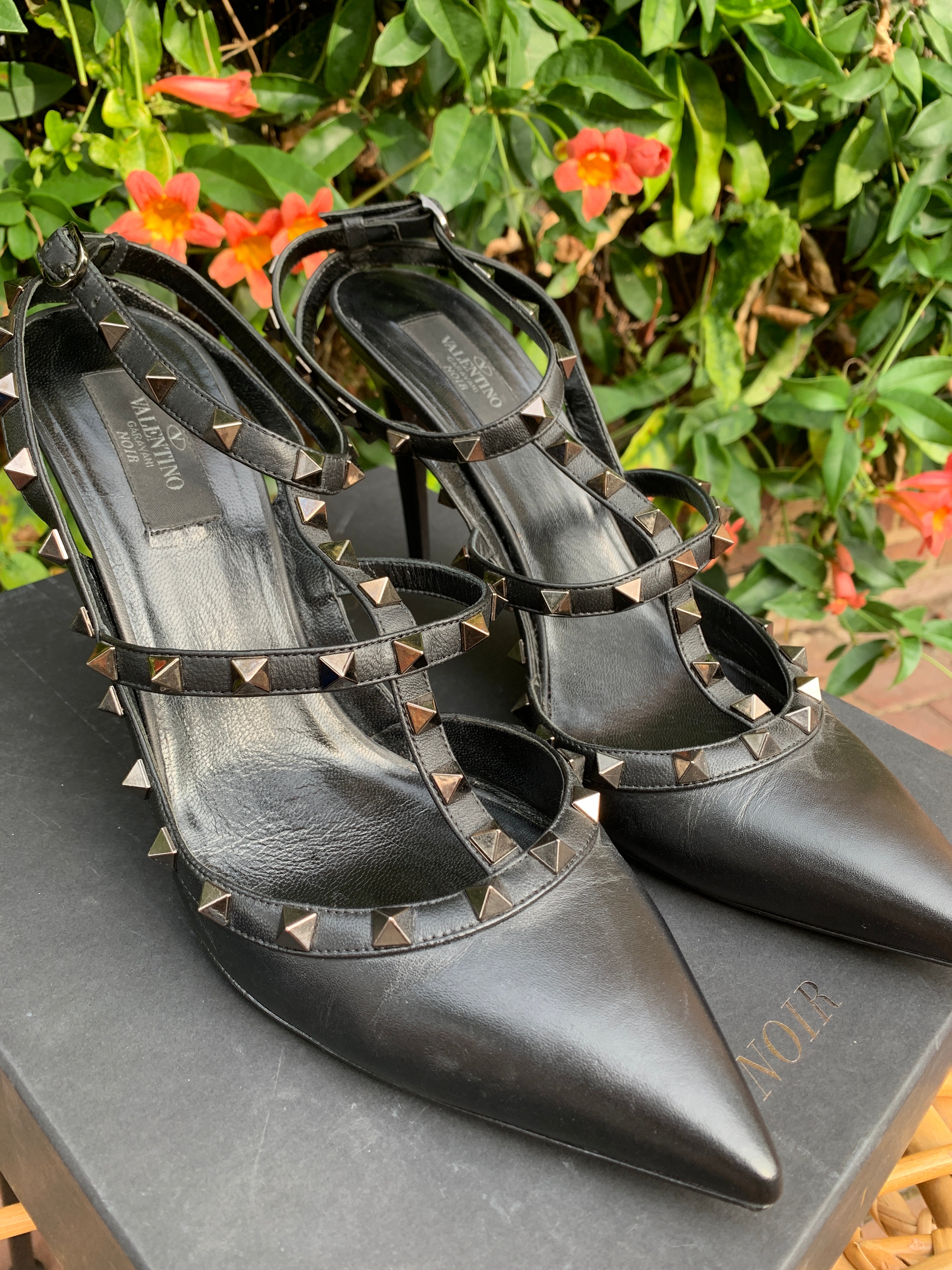 Valentino 2025 black pumps