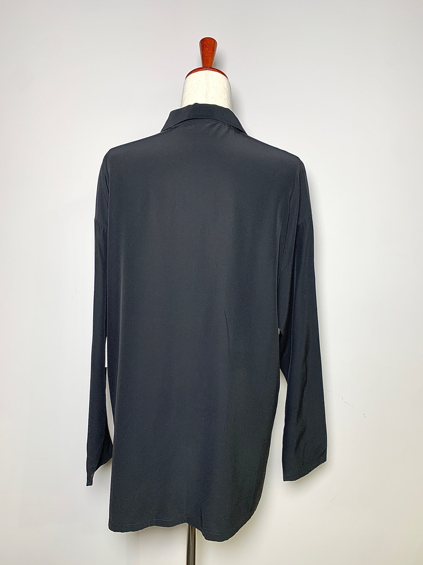 Women Size L Lafayette 148 Black Solid Silk Blouse