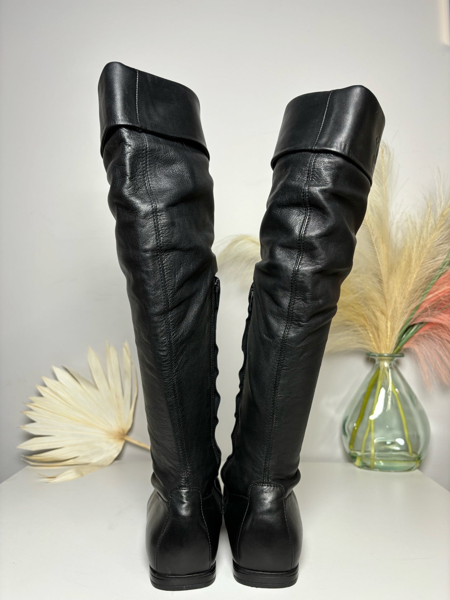 Chanel Size 8.5 Black Leather Lamb Women's Boots