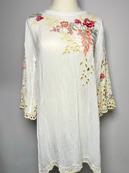 Women Size S Johnny Was White Embroidered Blouse