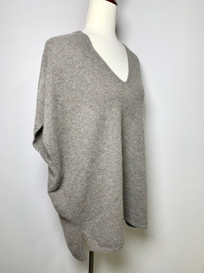 Women Size M Neiman Marcus Taupe Solid Cashmere Top