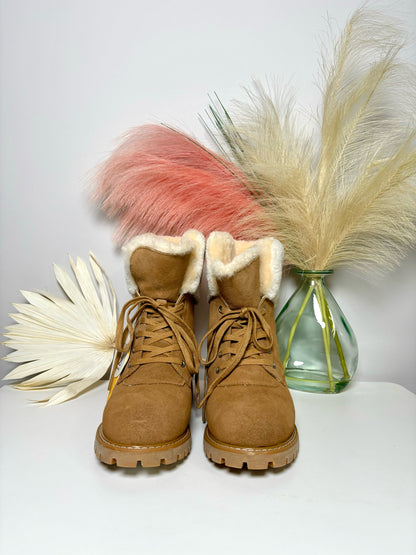 W Shoe Size 8 UGG Tan Leather Suede Sherpa Mina Boots