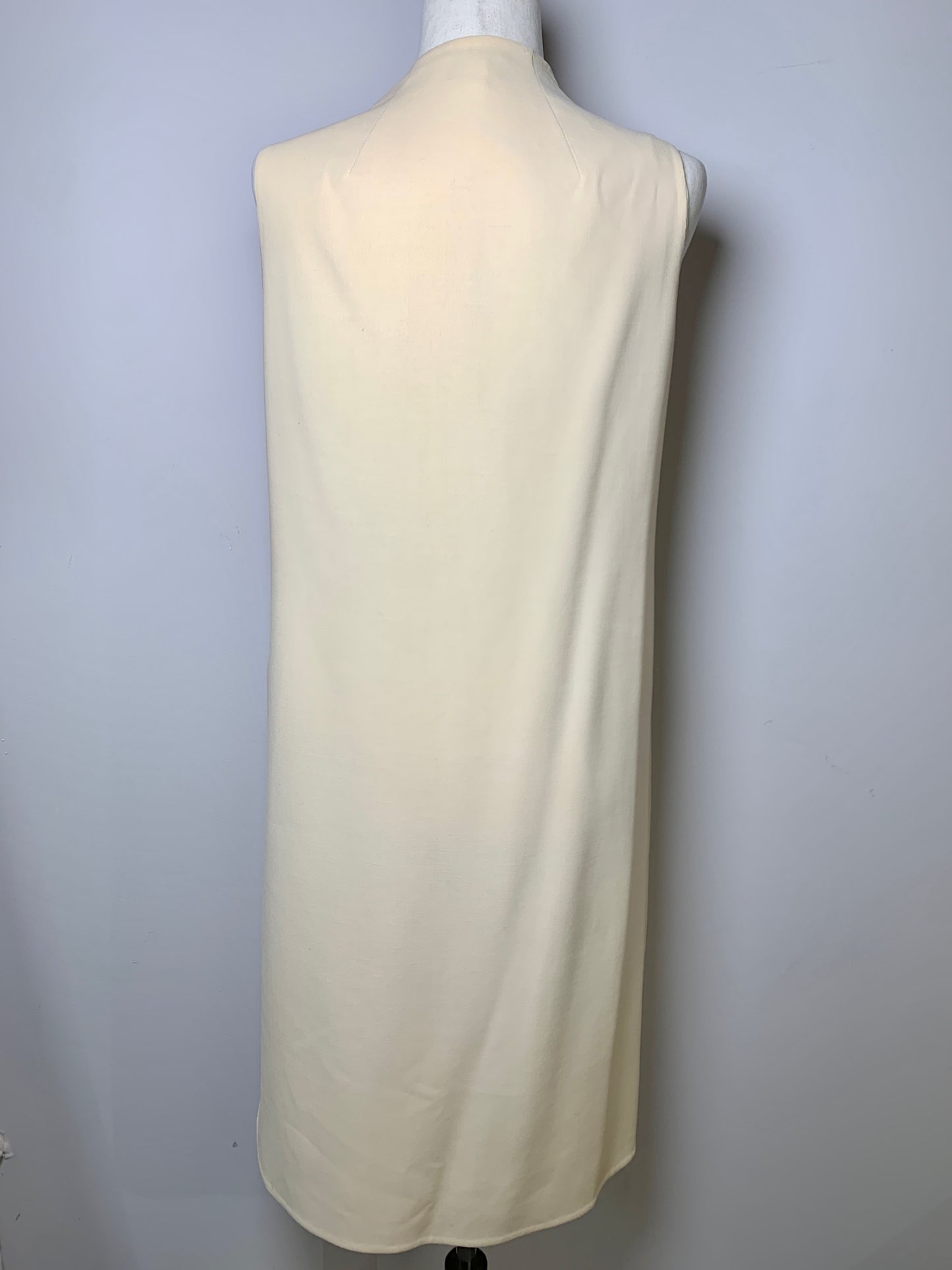 Women Size 8 Chado Ralph Rucci Cream Solid Side Slits Top