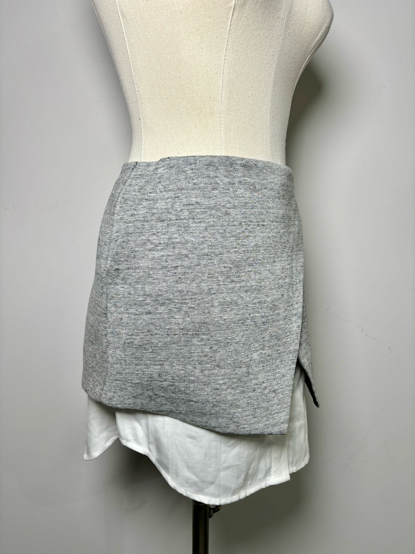 Women Size P/XL Intermix Gray Skirt